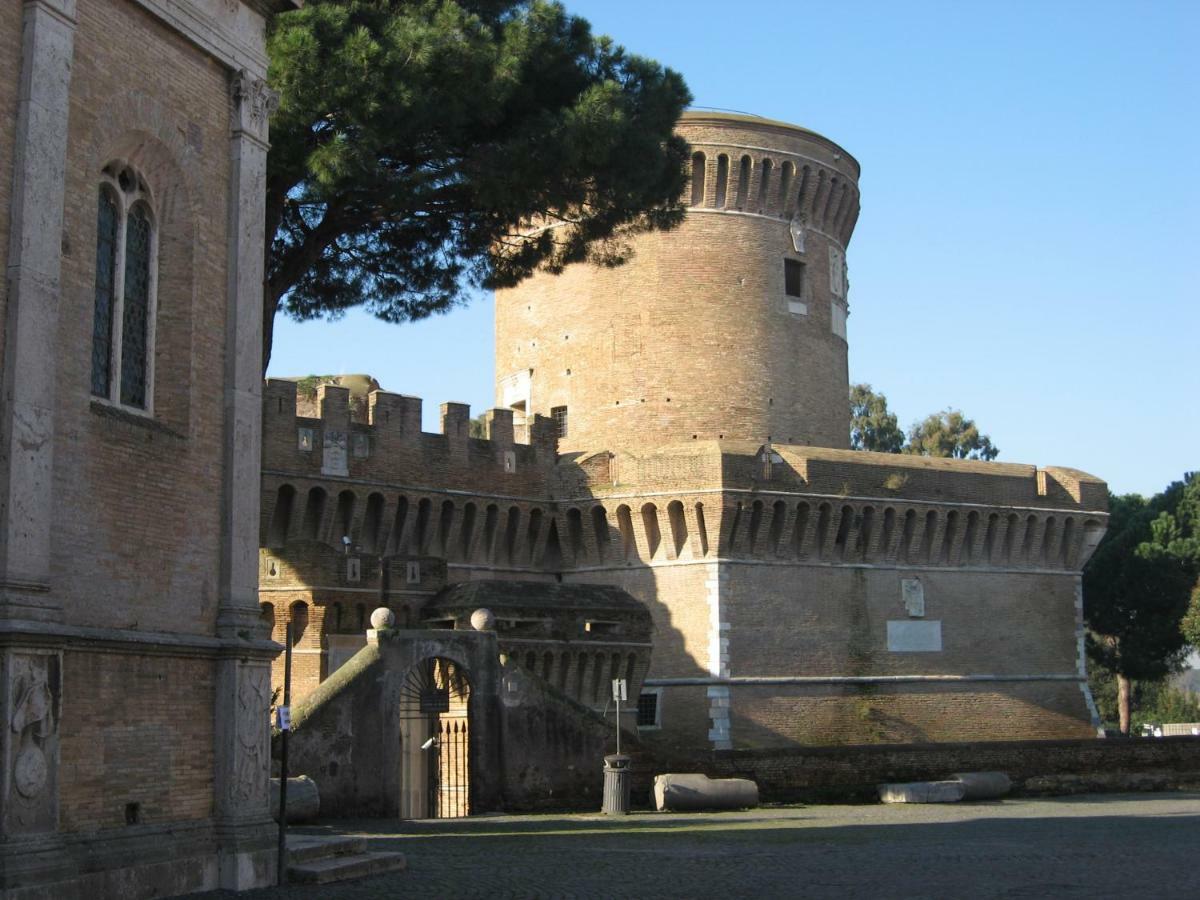 B&B Si Sta Bene Ostia Antica Luaran gambar