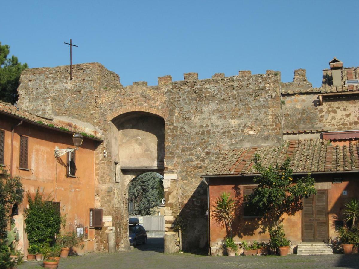 B&B Si Sta Bene Ostia Antica Luaran gambar